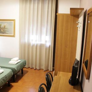 Standaard Kamer met Twee Aparte Bedden